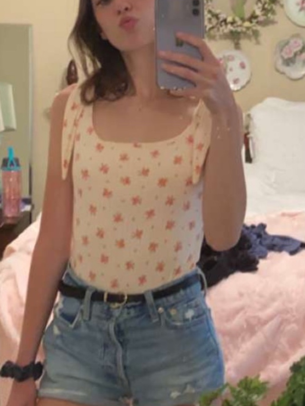 Pink Floral Tie-Shoulder Scoop Neck Bodysuit, size S